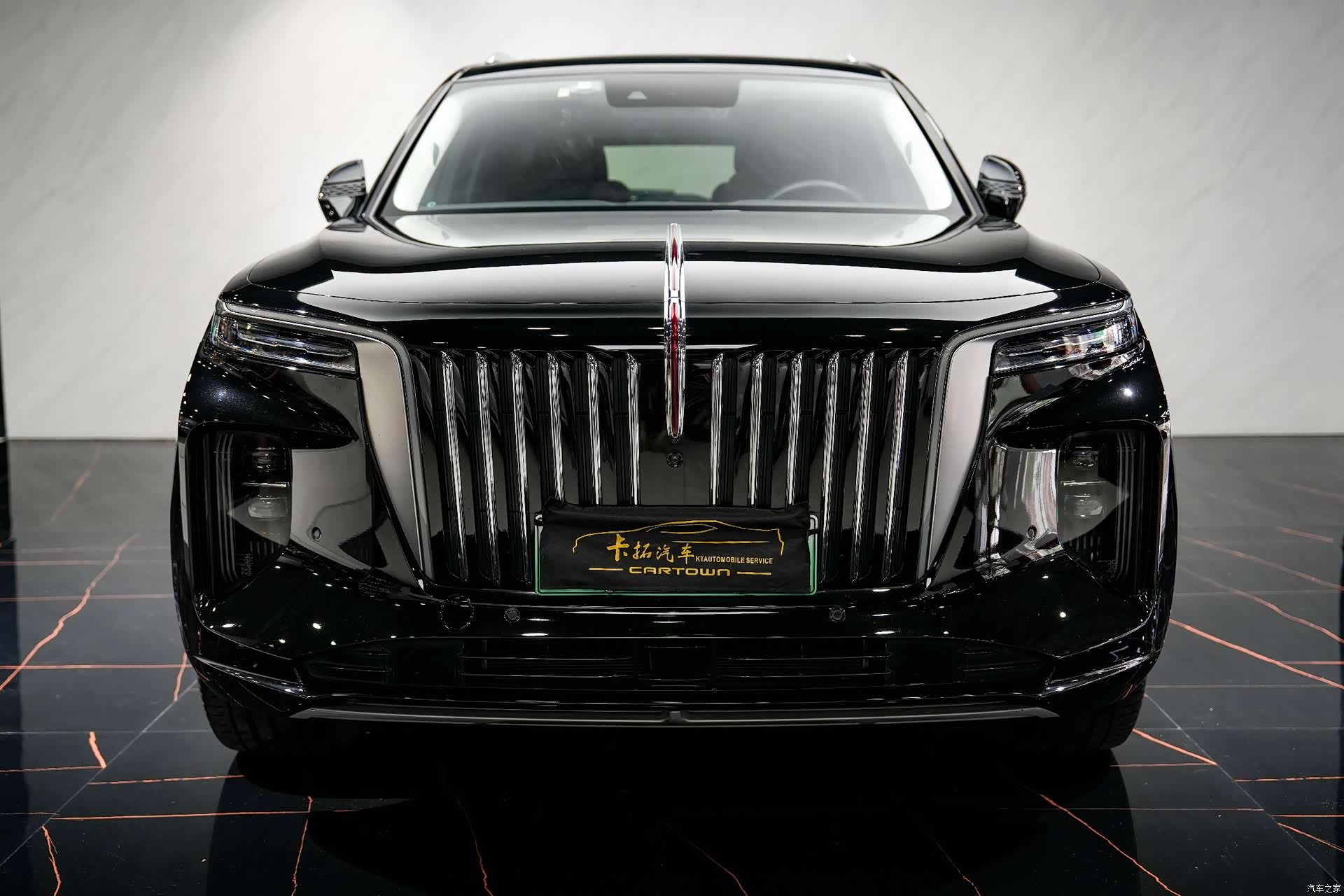 Hongqi E-HS9, 2022 1