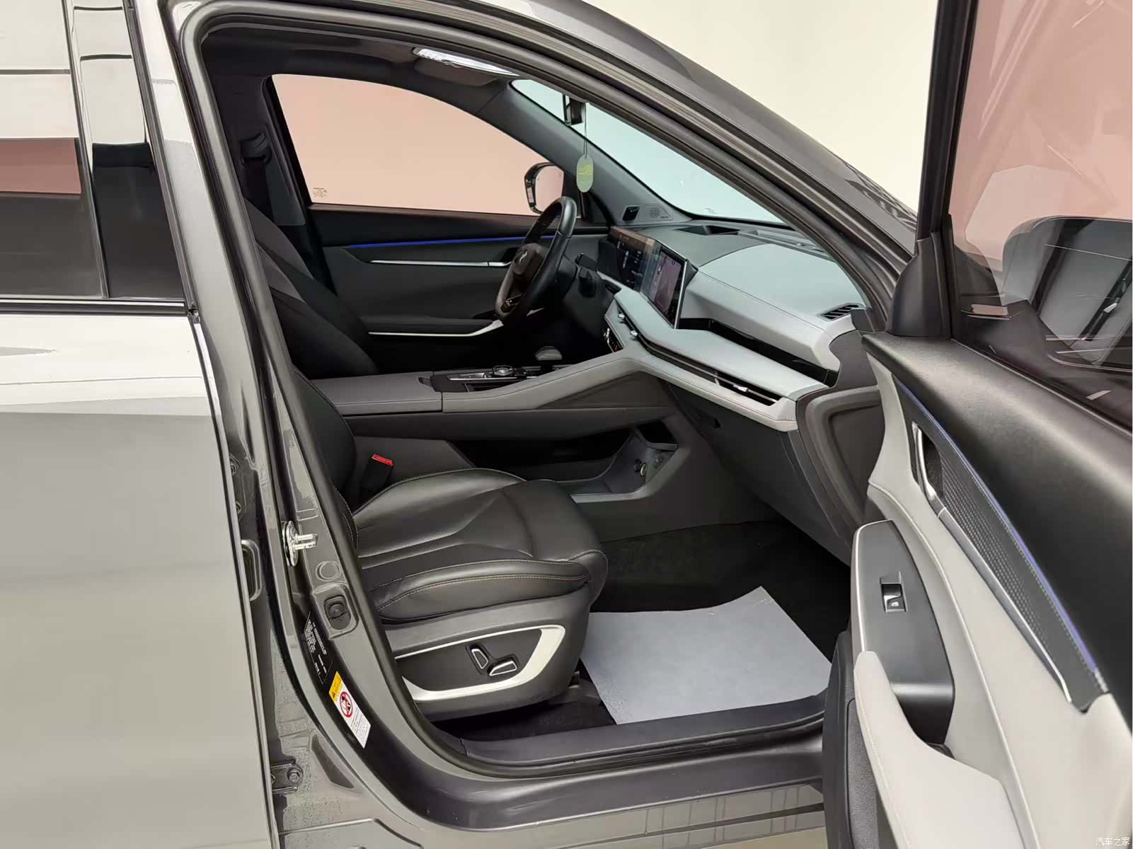 Changan CS75, 2022 13