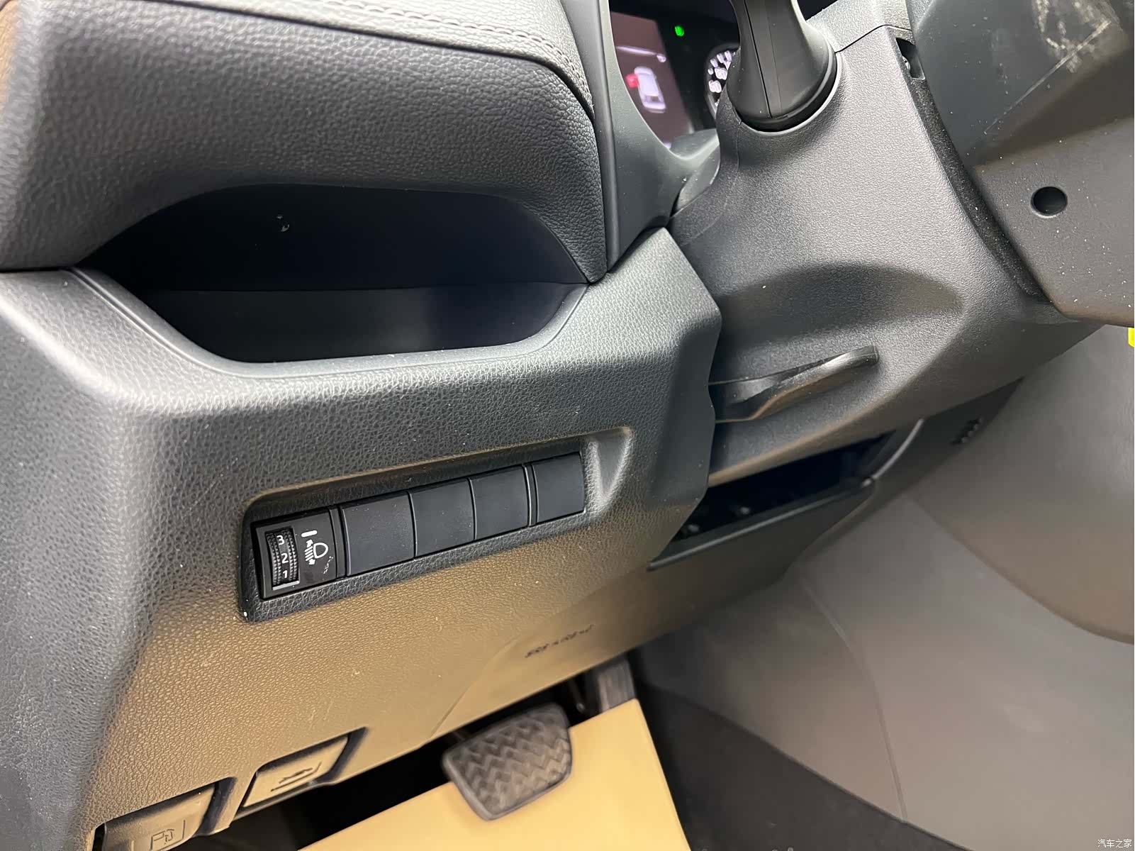 Toyota Wildlander, 2024 6