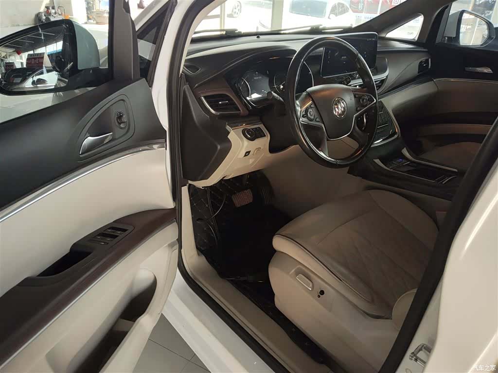 Buick GL8, 2022 13