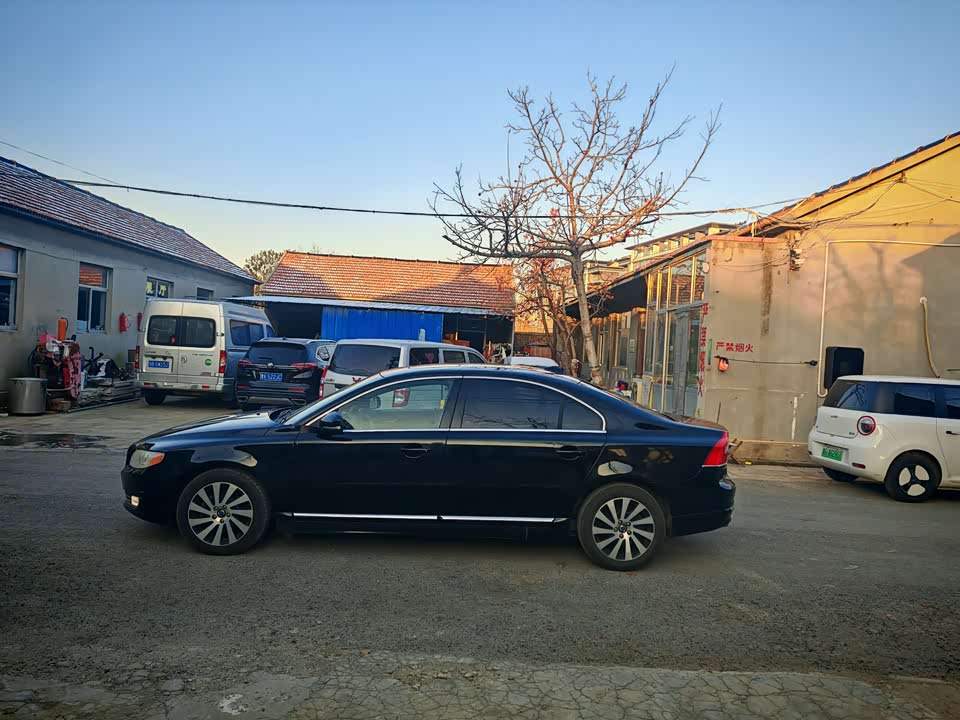 Volvo S80L
