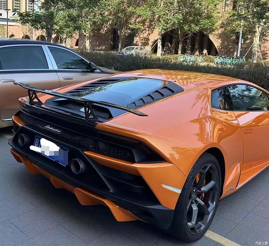 Lamborghini Huracán, 2021 3
