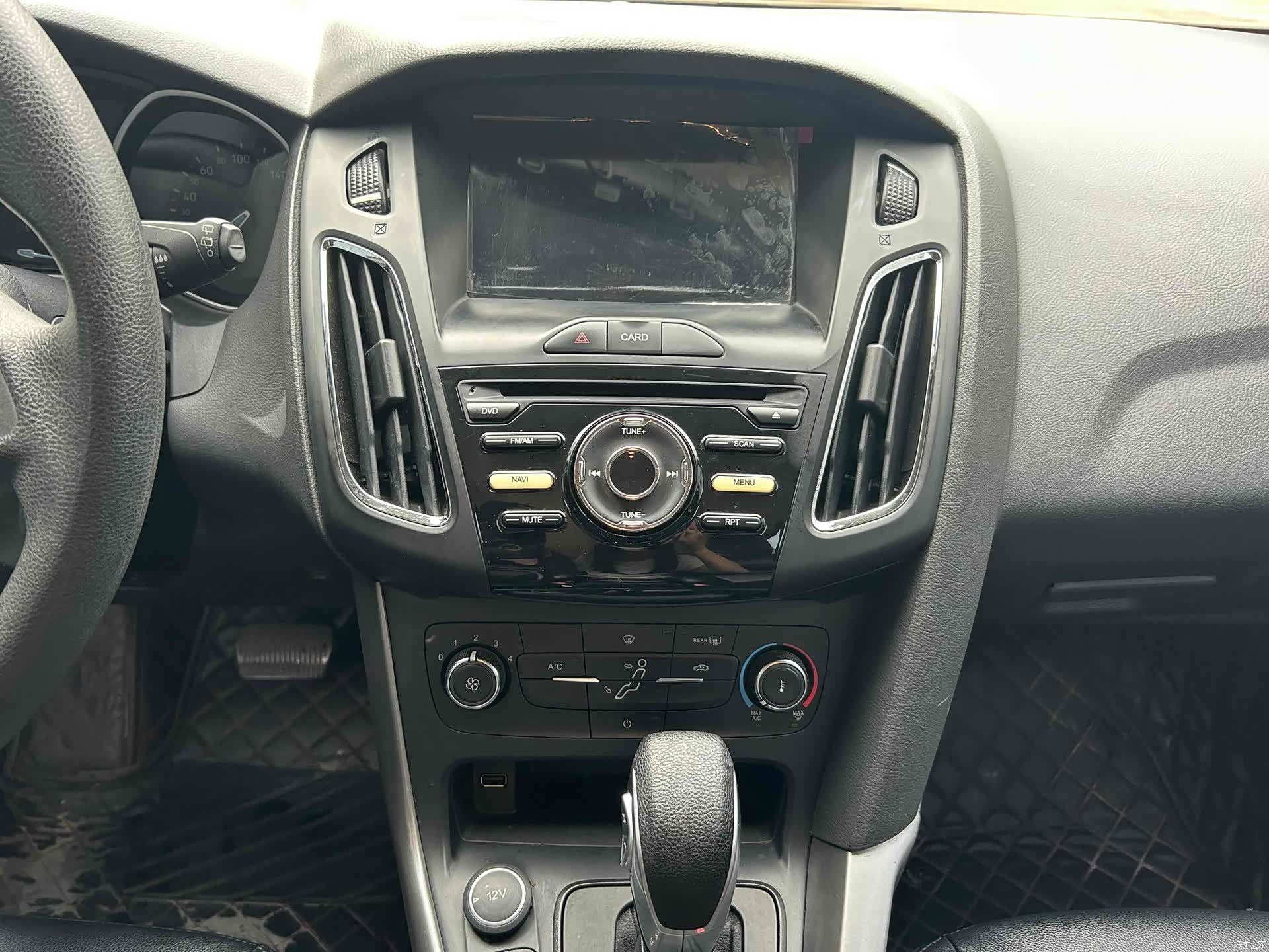 Ford Focus, 2017 12