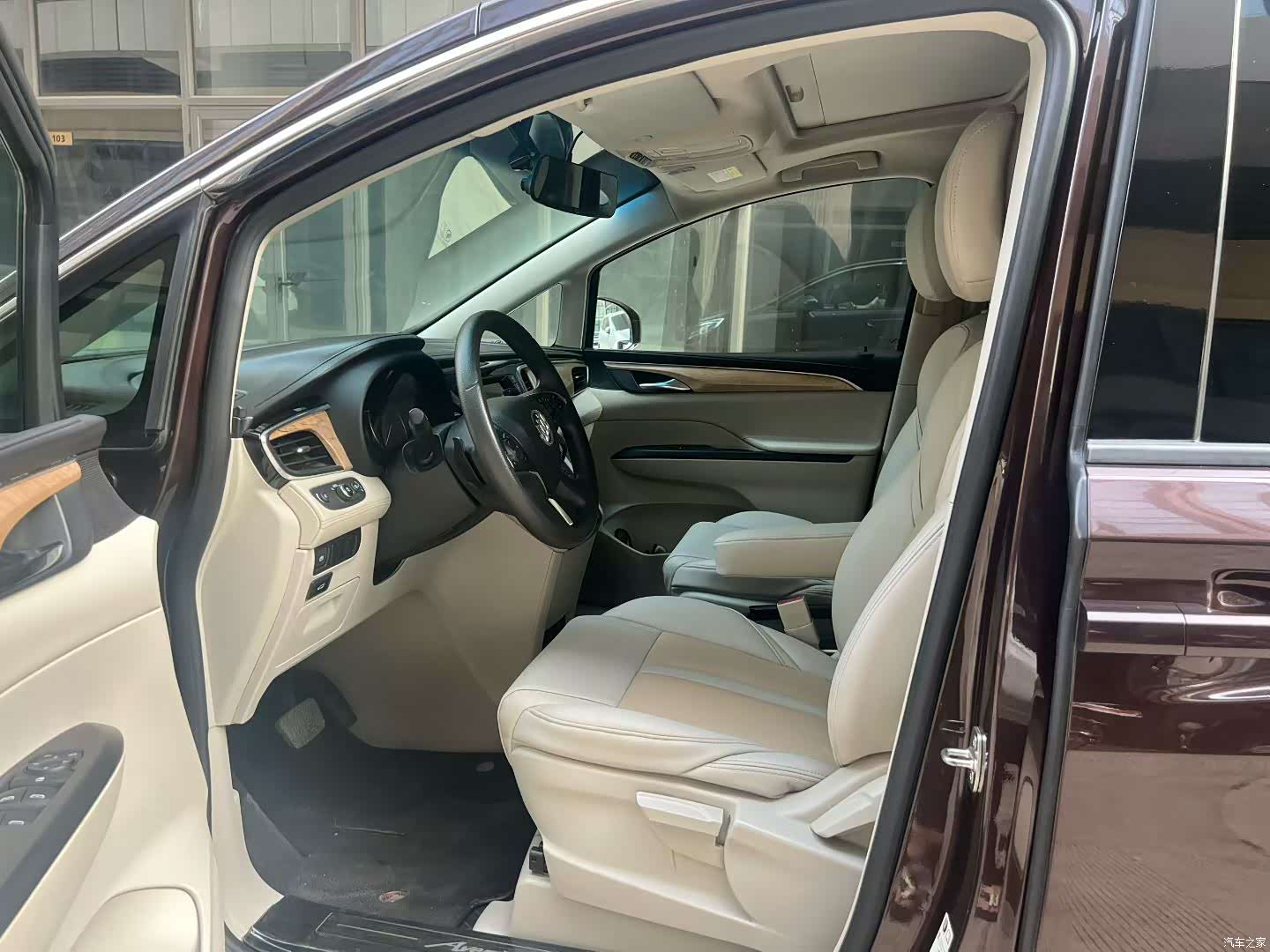 Buick GL8, 2019 все фото