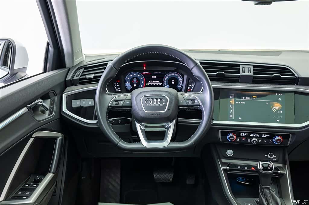 Audi Q3, 2020 18