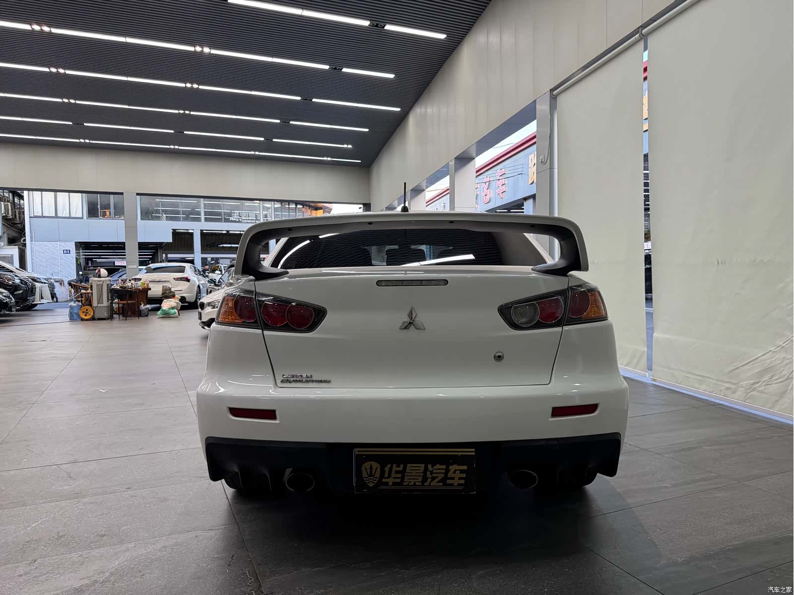 Mitsubishi LANCER, 2009 4