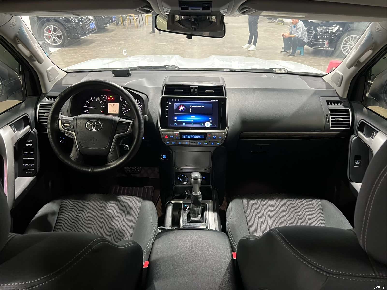 Toyota Prado, 2018 9