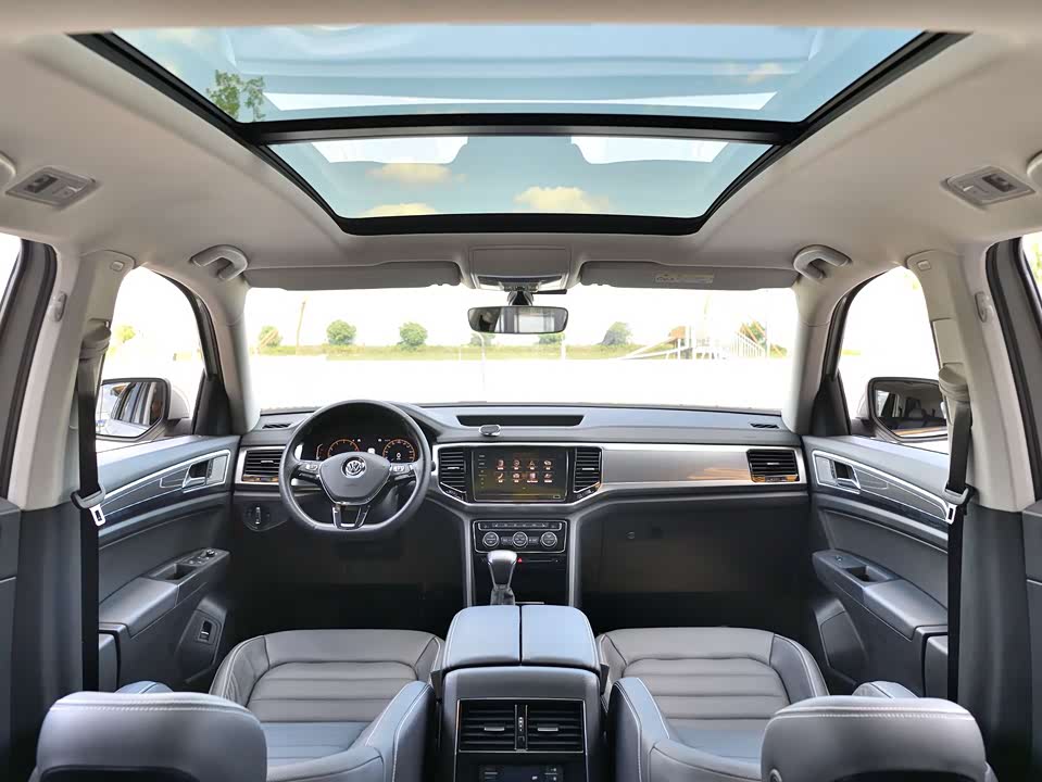 Volkswagen Tourang