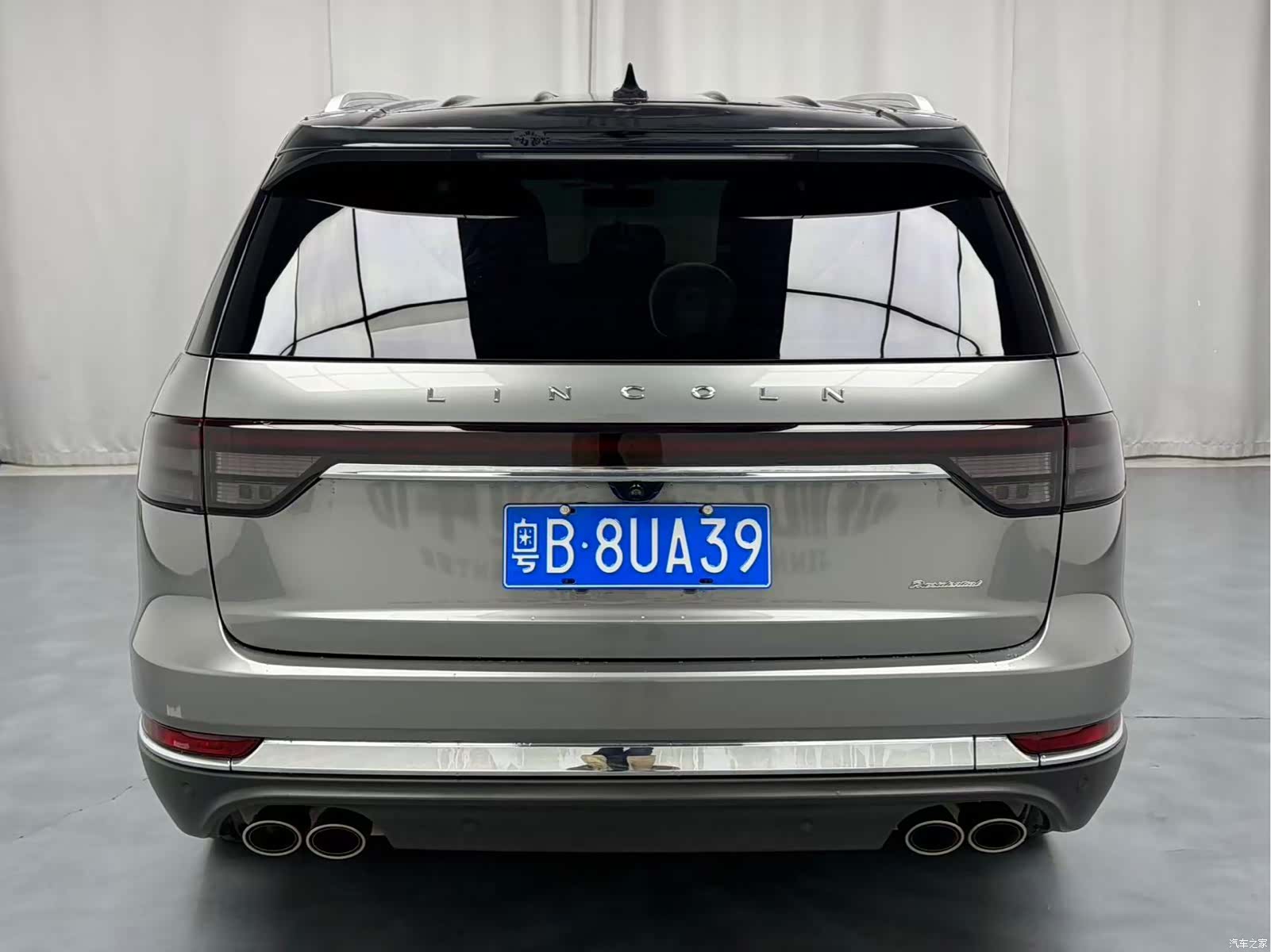Lincoln Aviator, 2020 8