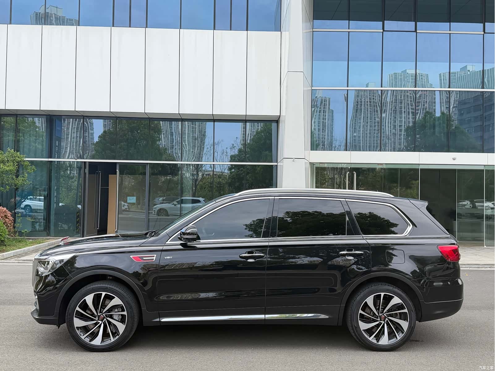 Hongqi HS7, 2021 4