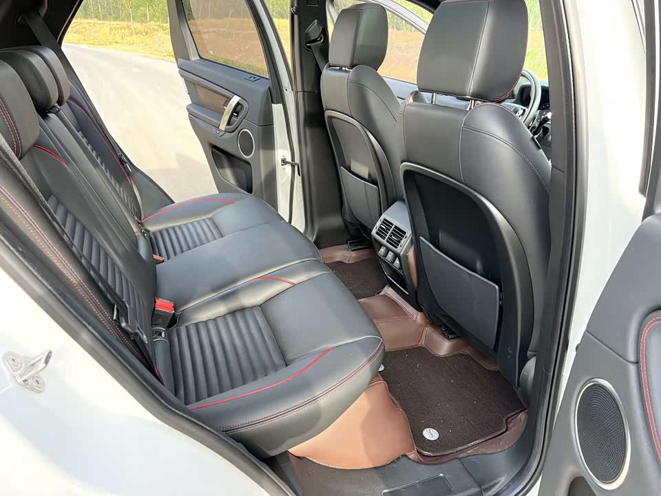 Land Rover Discover sports