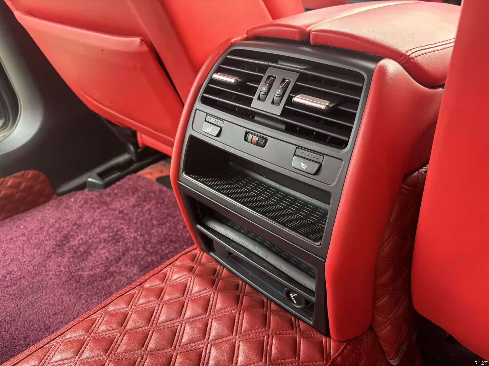 BMW 7 Series, 2011 18