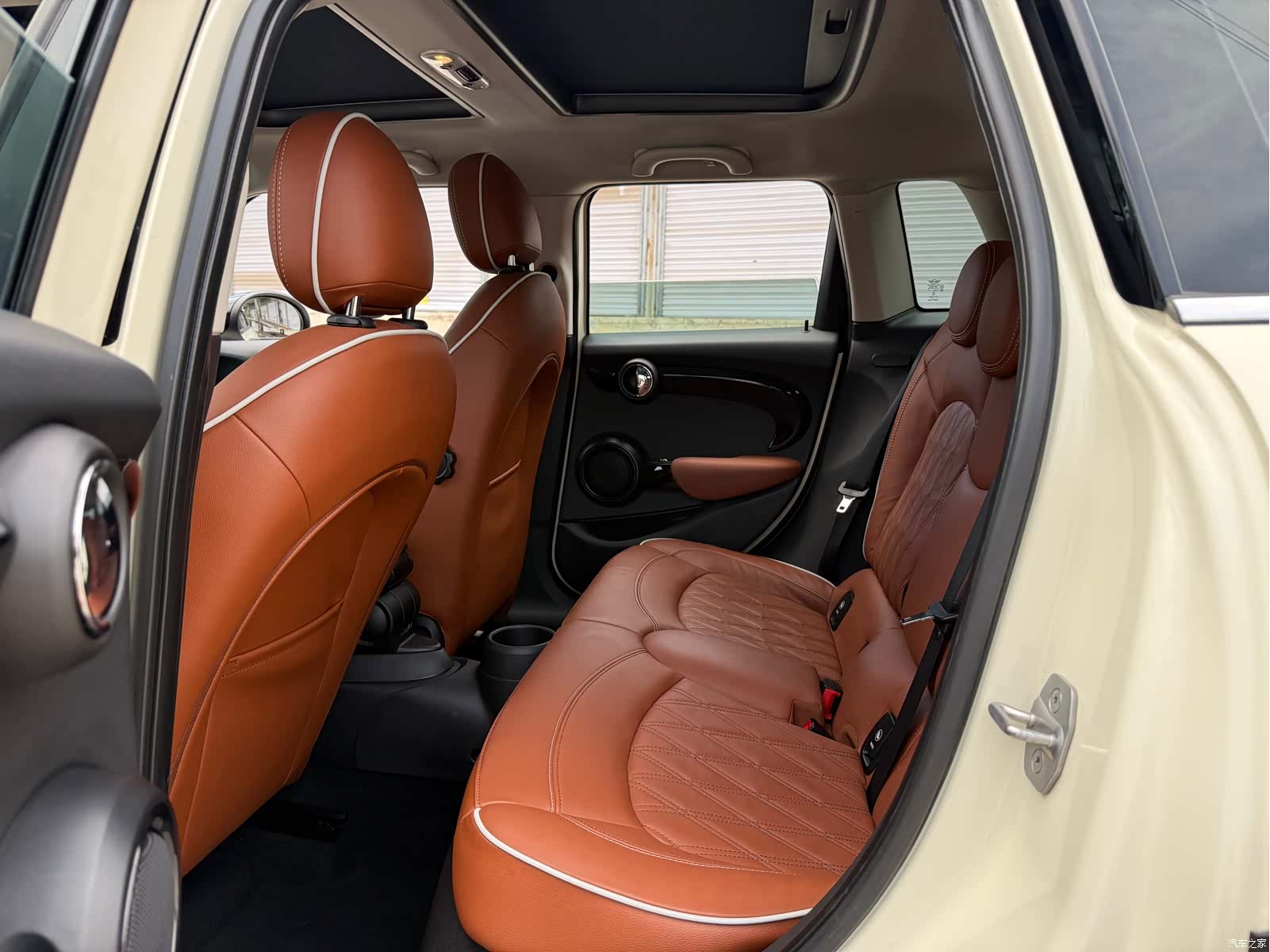 Mini Cooper, 2022 19