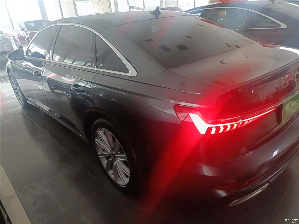 Audi A6L, 2021 23
