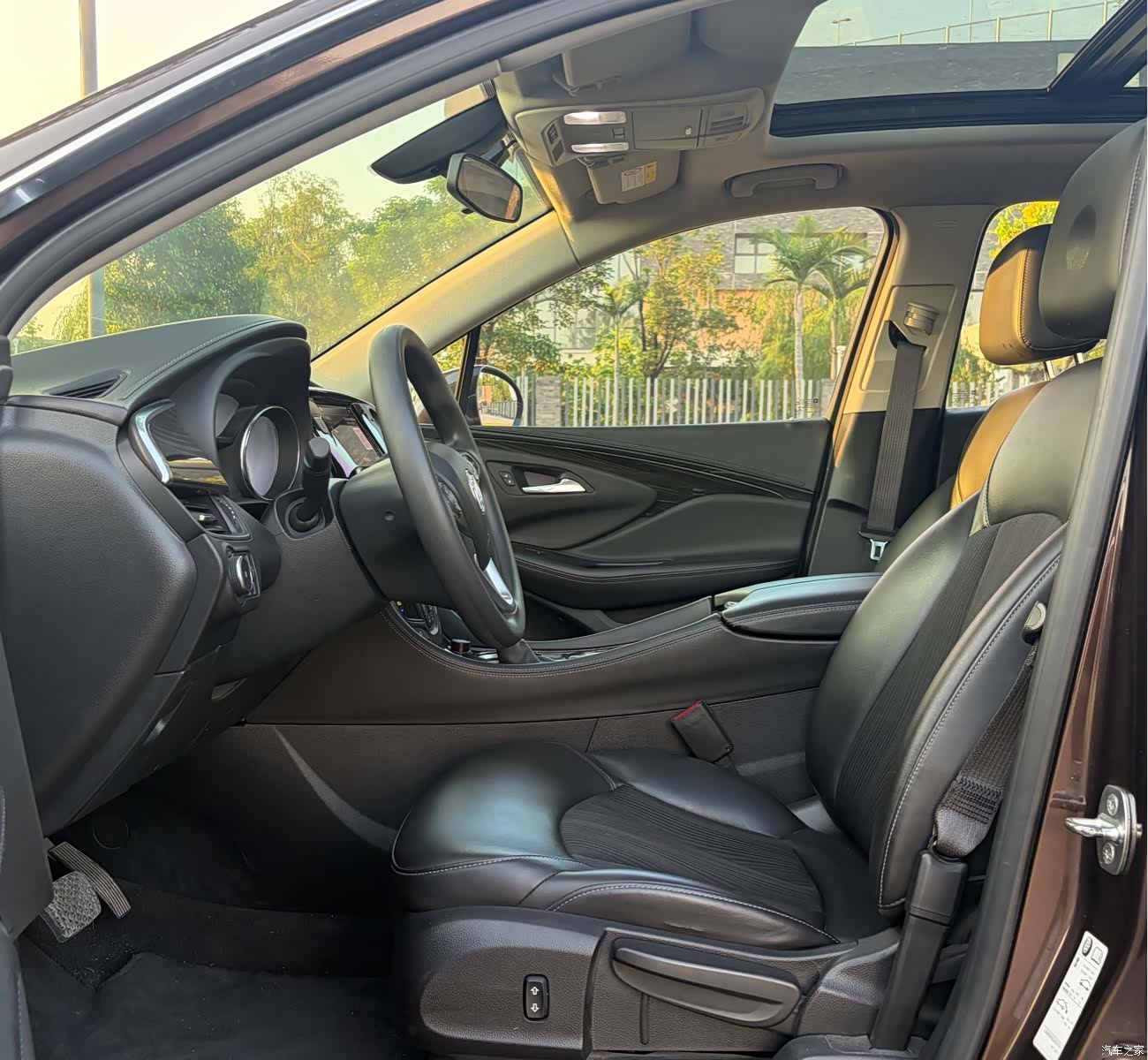 Buick Envision Plus, 2021 4