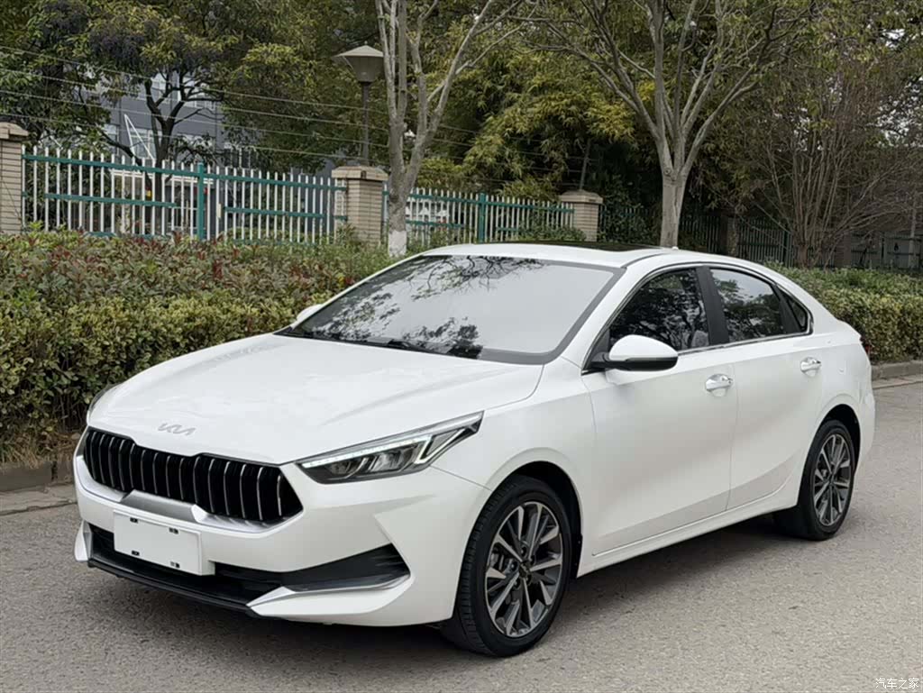 Kia K3, 2022 2