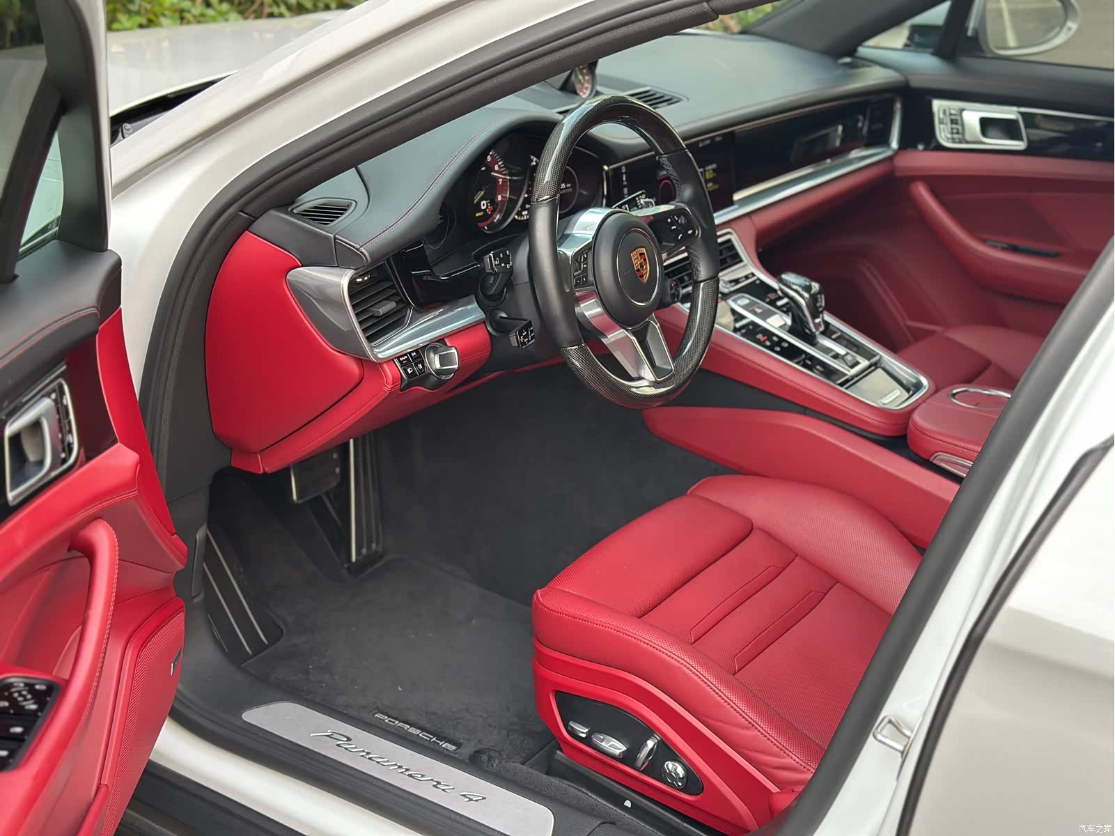 Porsche Panamera, 2019 10