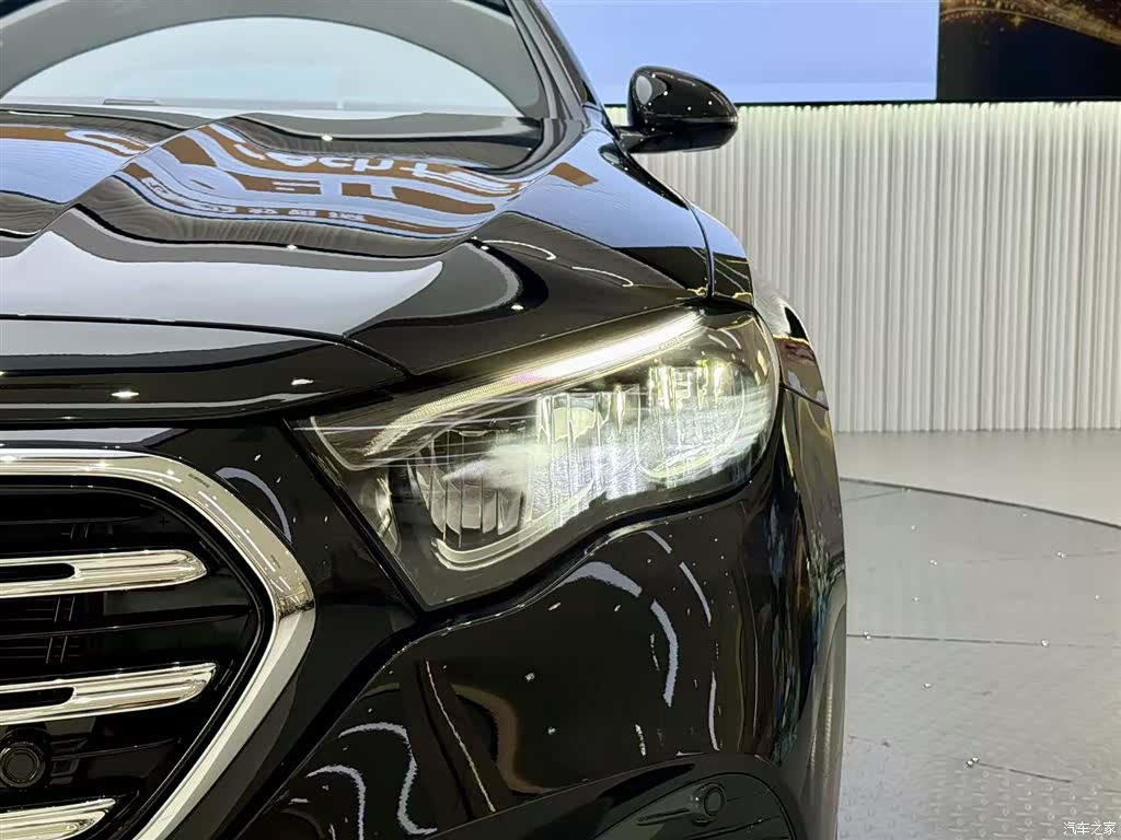 Mercedes-Benz E-Class, 2024 6