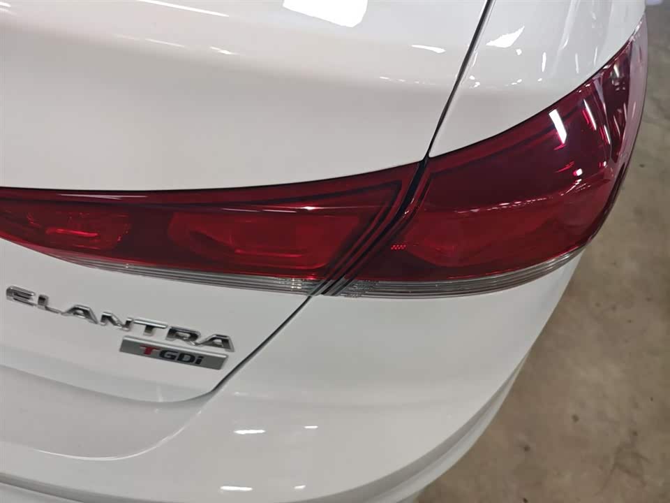Hyundai Lead Hyundai Lead