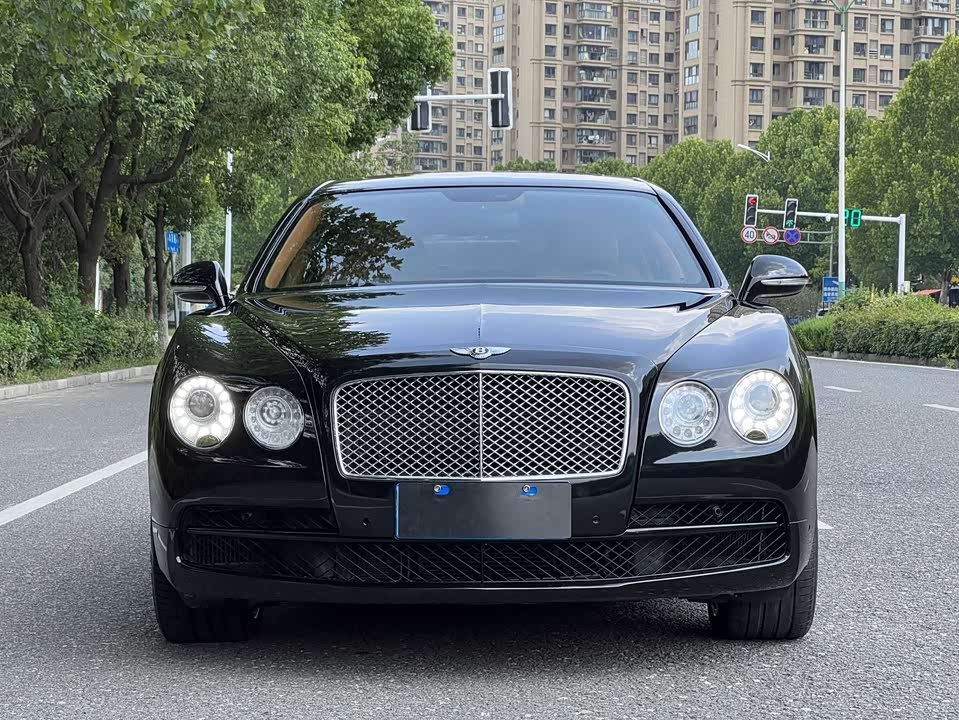 Bentley Flying