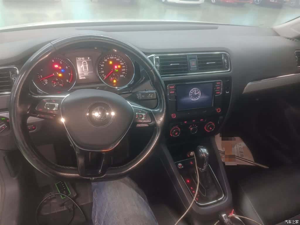 Volkswagen Sagitar, 2017 10