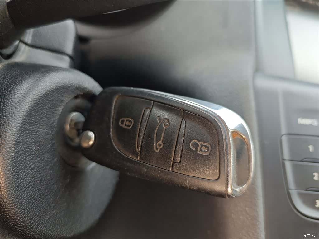 Citroen C4, 2015 9
