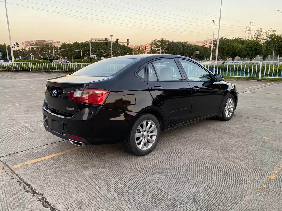Soueast V5 Lingzhi
