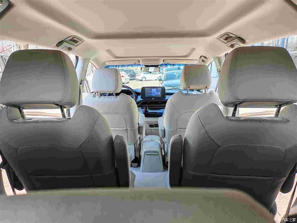 Buick GL8, 2022 11
