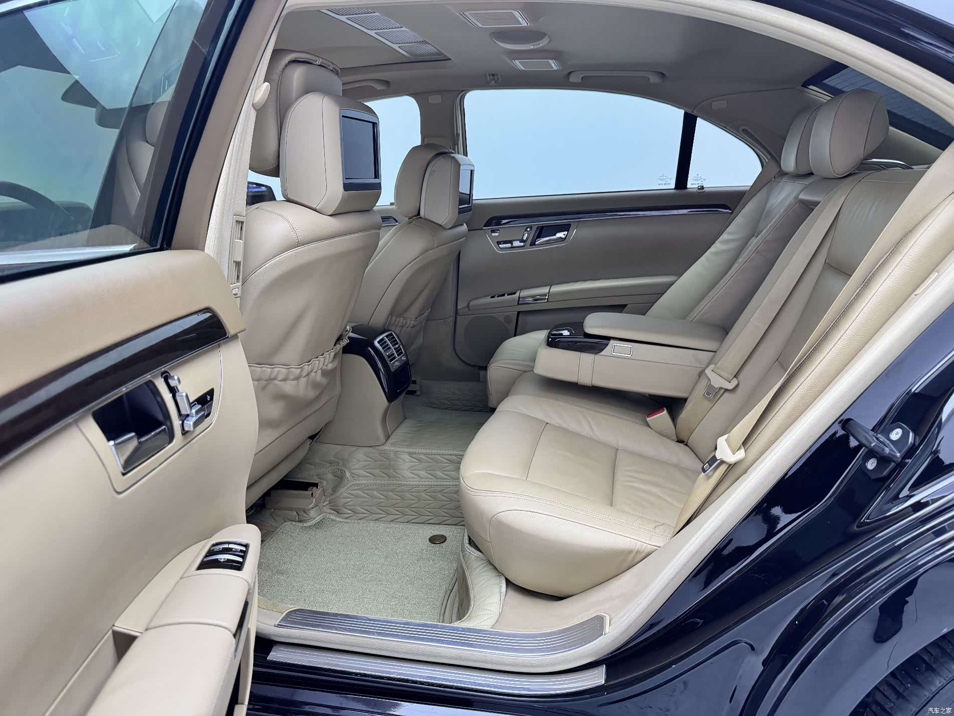 Mercedes-Benz S-Class, 2012 10