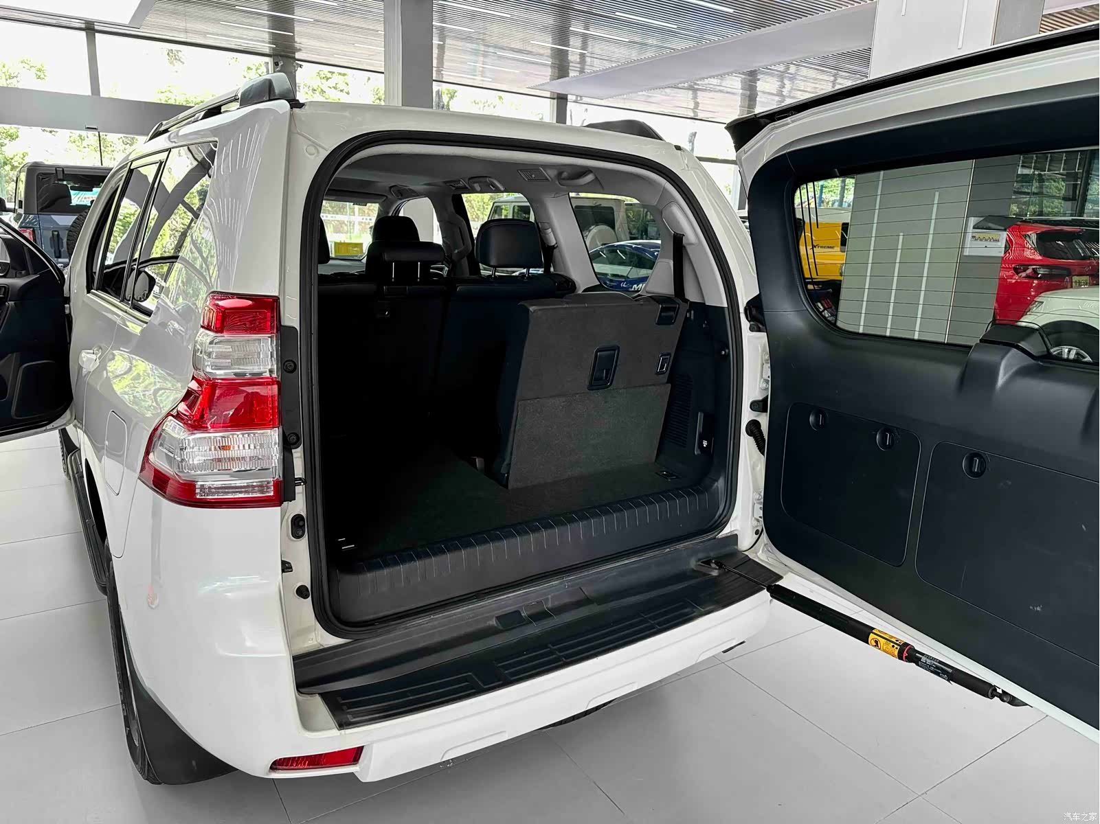 Toyota Prado, 2016 13