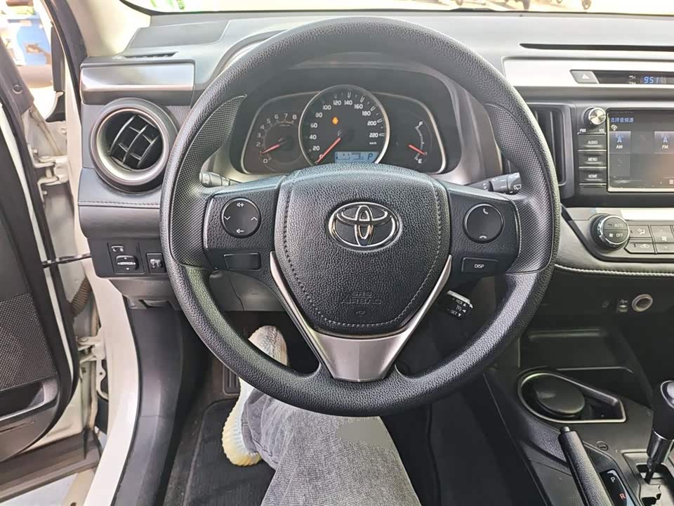 Toyota RAV4 Rongfang