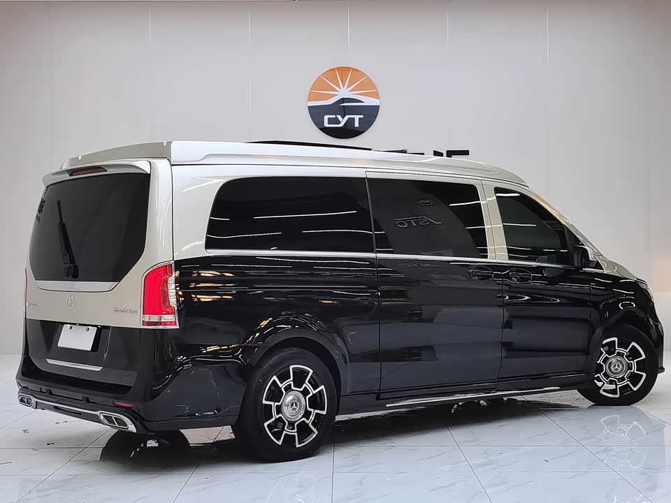 Mercedes-Benz V-class