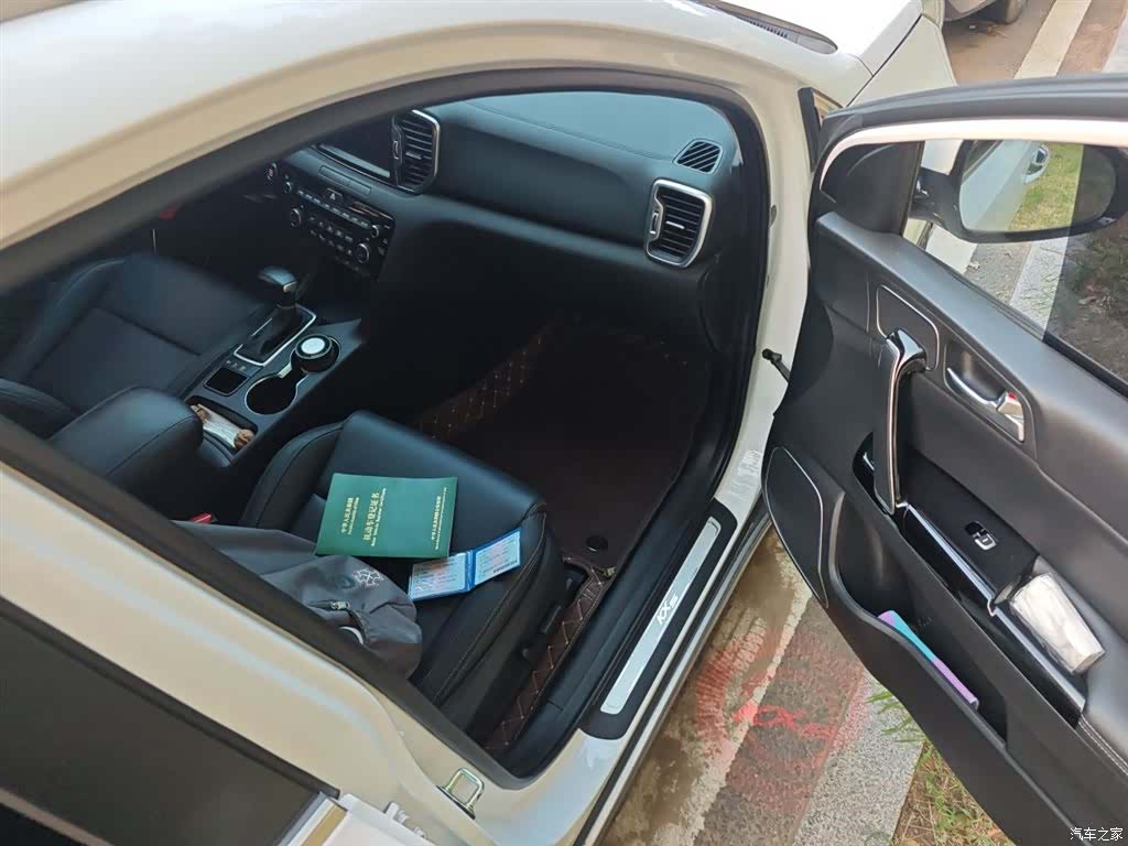 Kia KX5, 2016 21
