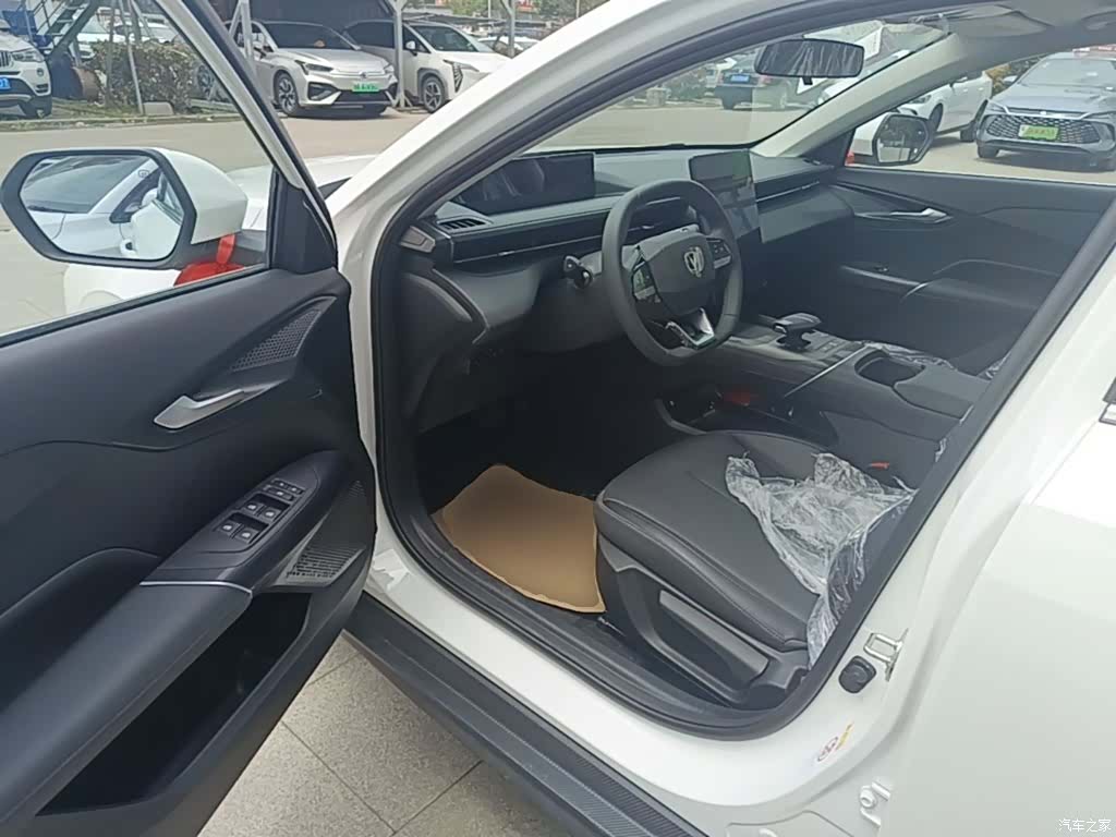 Changan Eado, 2025 16