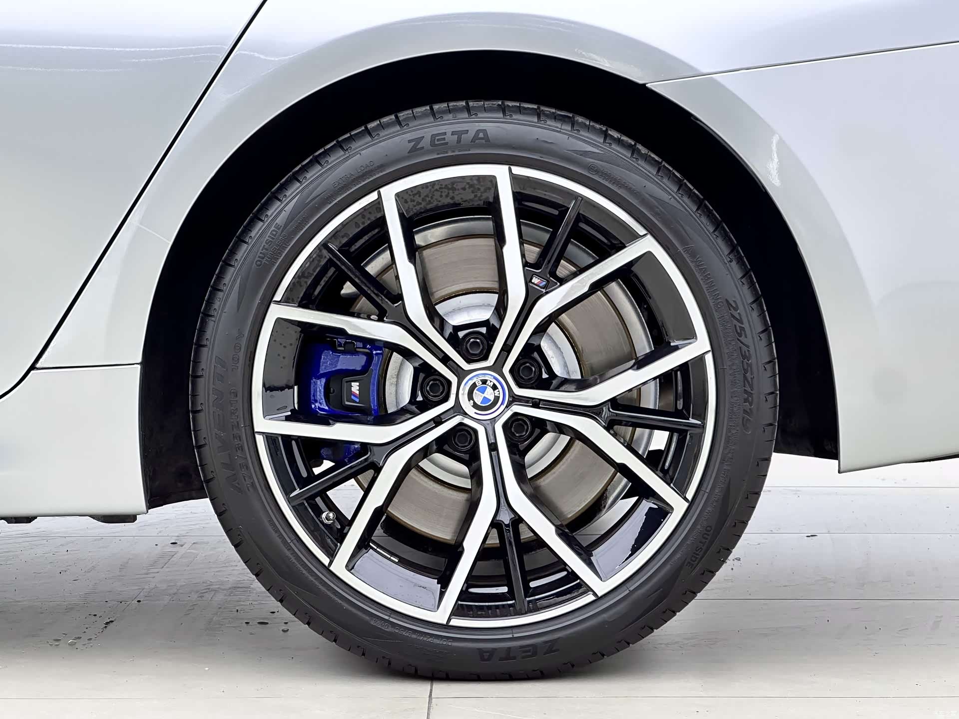 BMW 5 Series, 2023 14