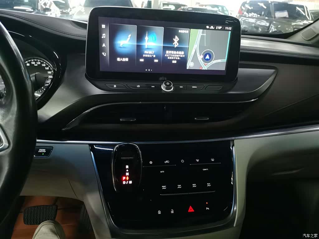 Buick GL8, 2021 все фото