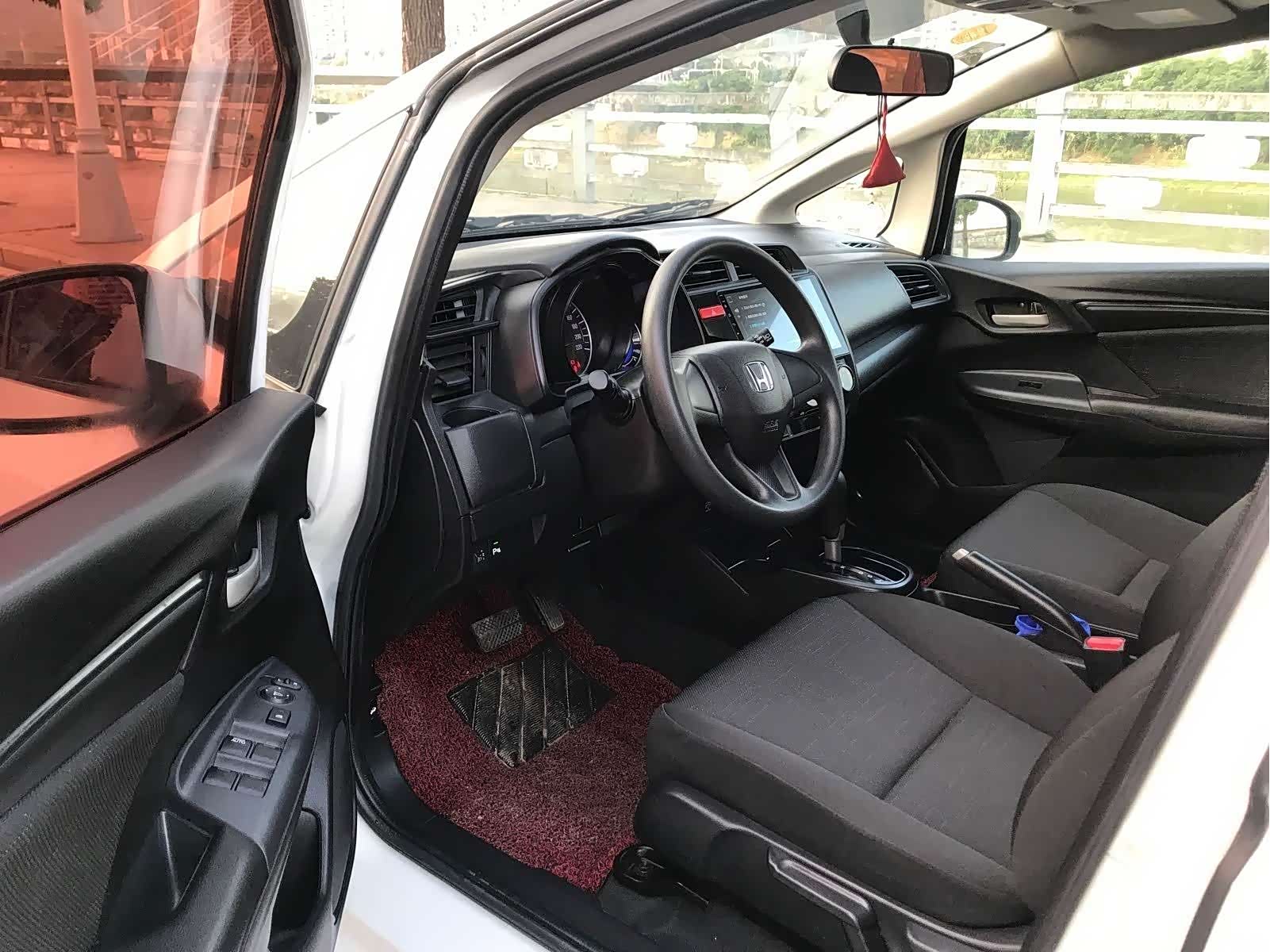 Honda Fit, 2016 все фото