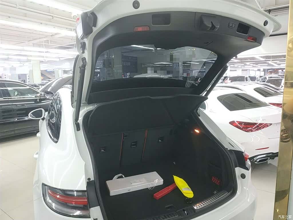 Porsche Macan, 2021 9