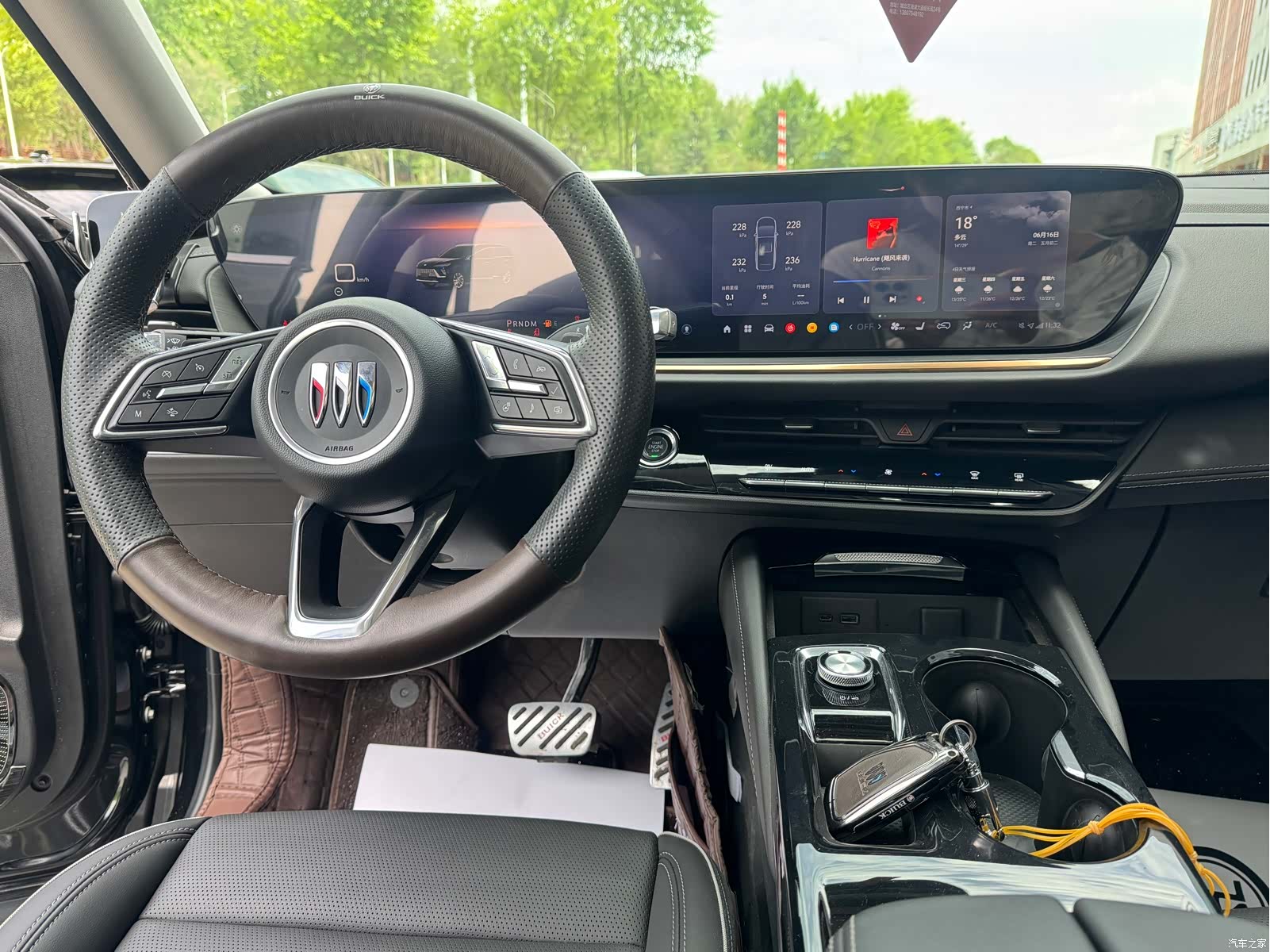 Buick Envision Plus, 2025 12