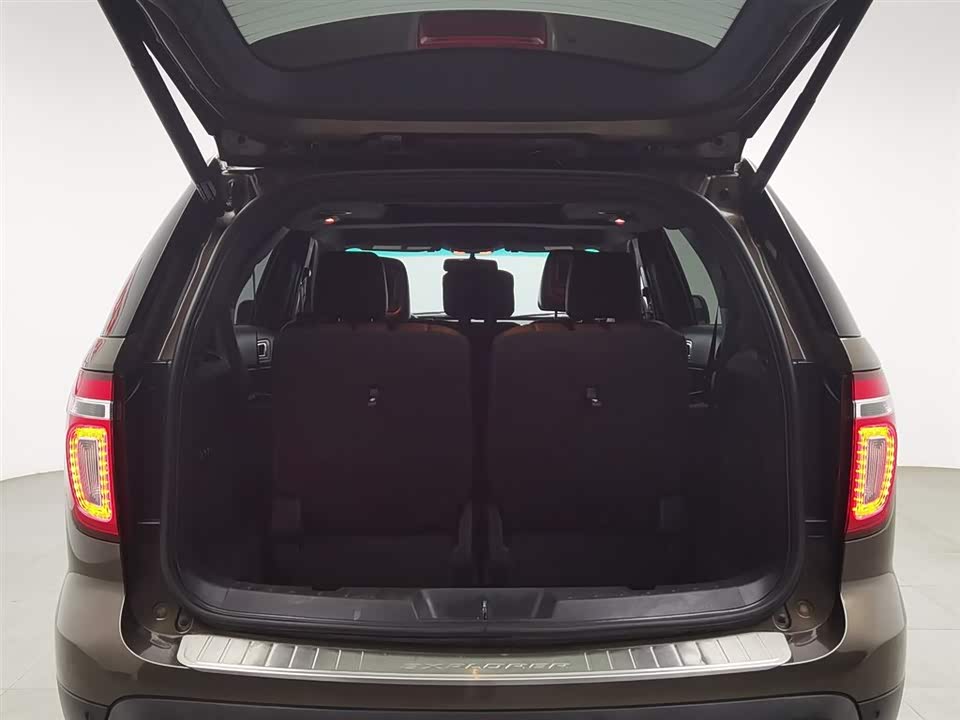 Ford Explorer Ford Explorer