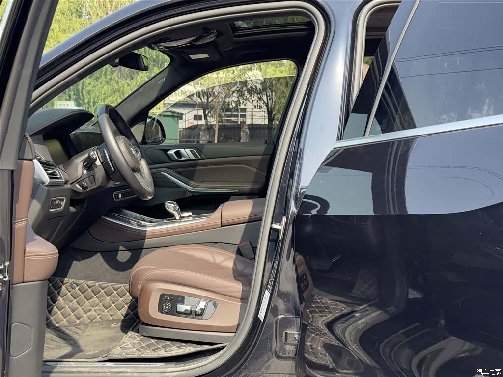 BMW X5, 2023 6