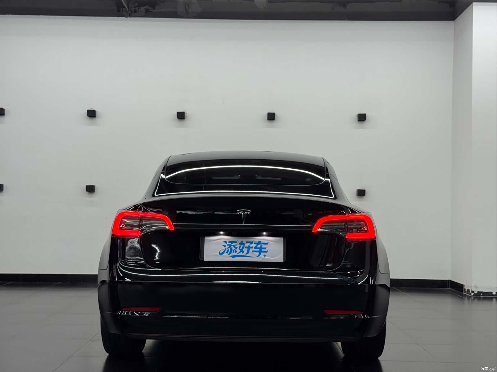 Tesla Model 3, 2023 14