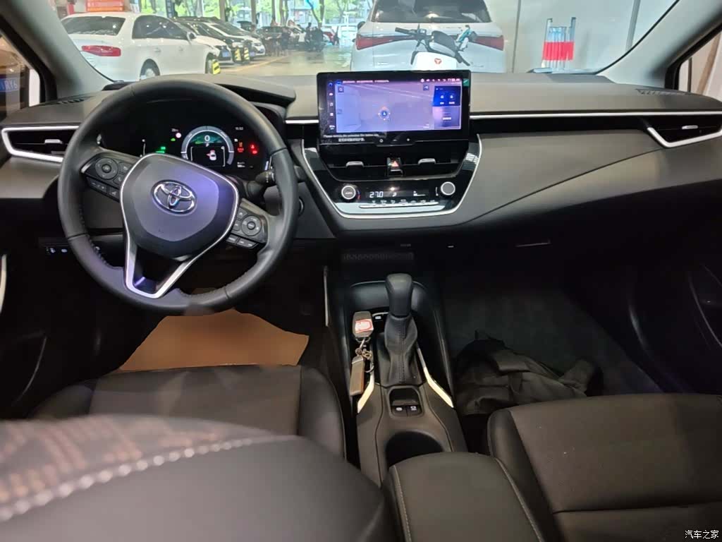 Toyota Corolla, 2024 10