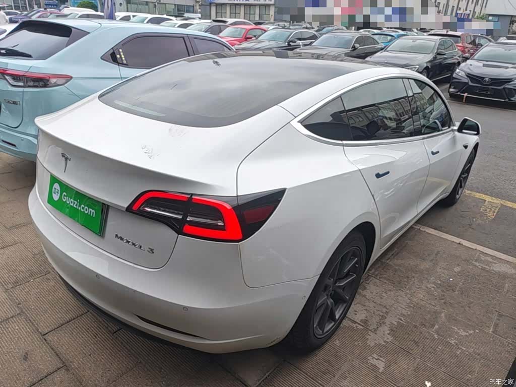 Tesla Model 3, 2020 7