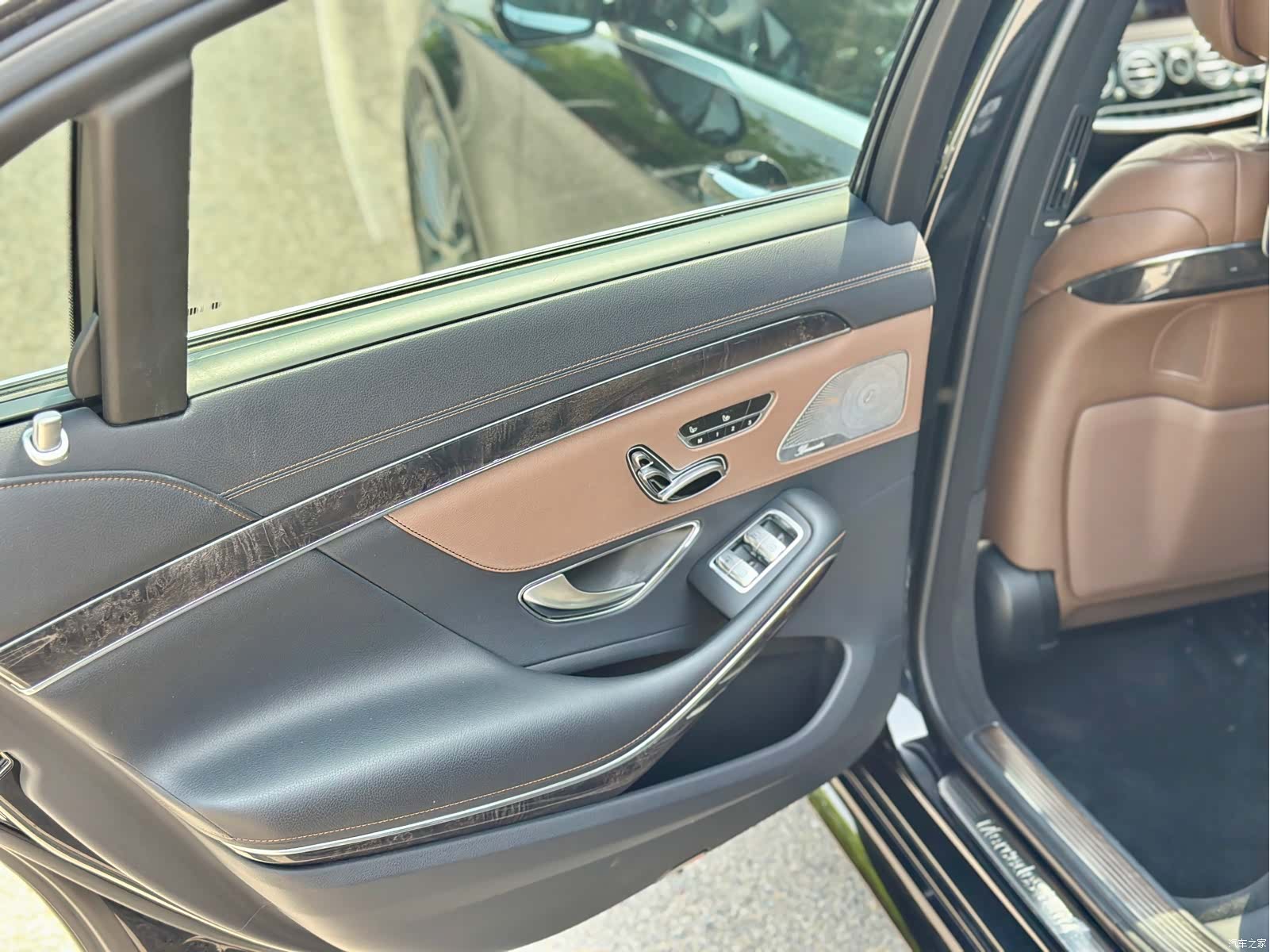 Mercedes-Benz S-Class, 2019 34