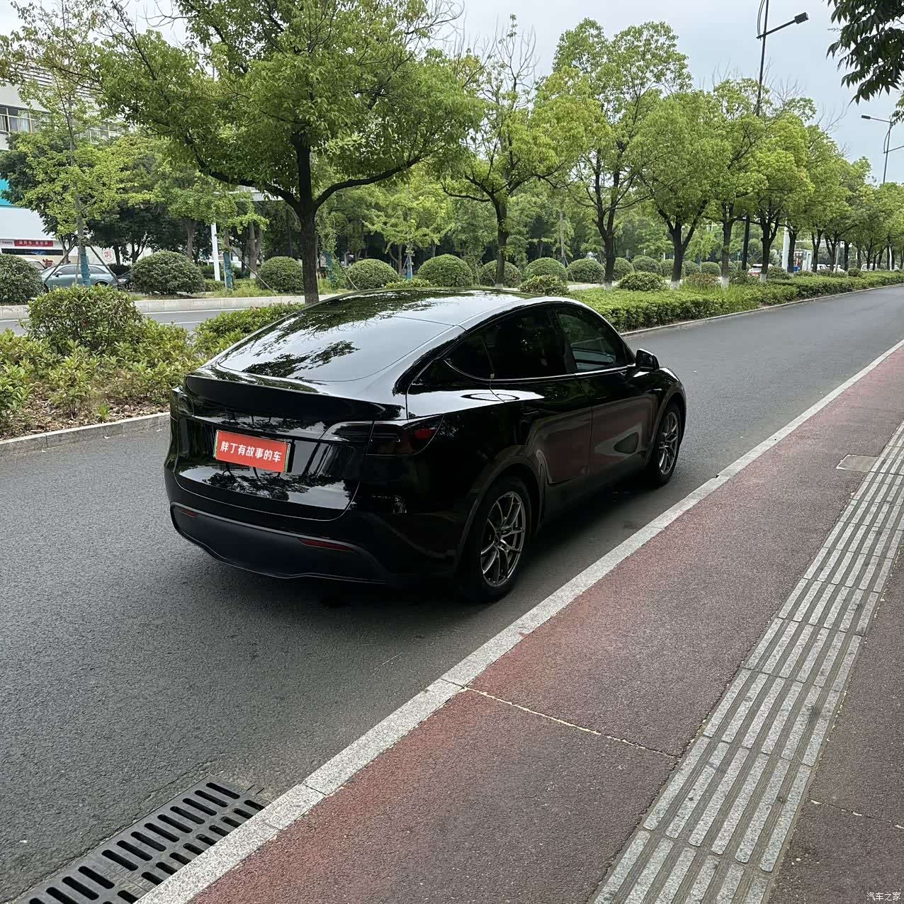 Tesla Model Y, 2024 9