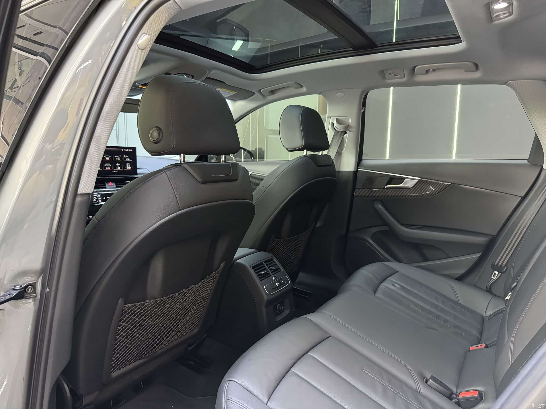 Audi A4, 2022 4