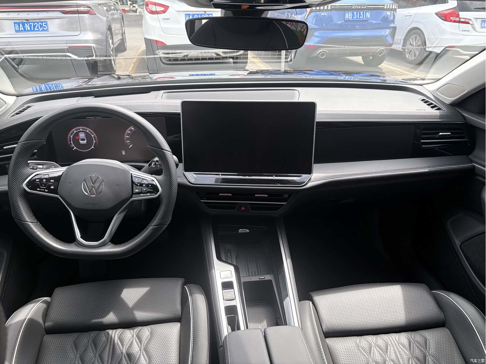 Volkswagen Magotan, 2025 7