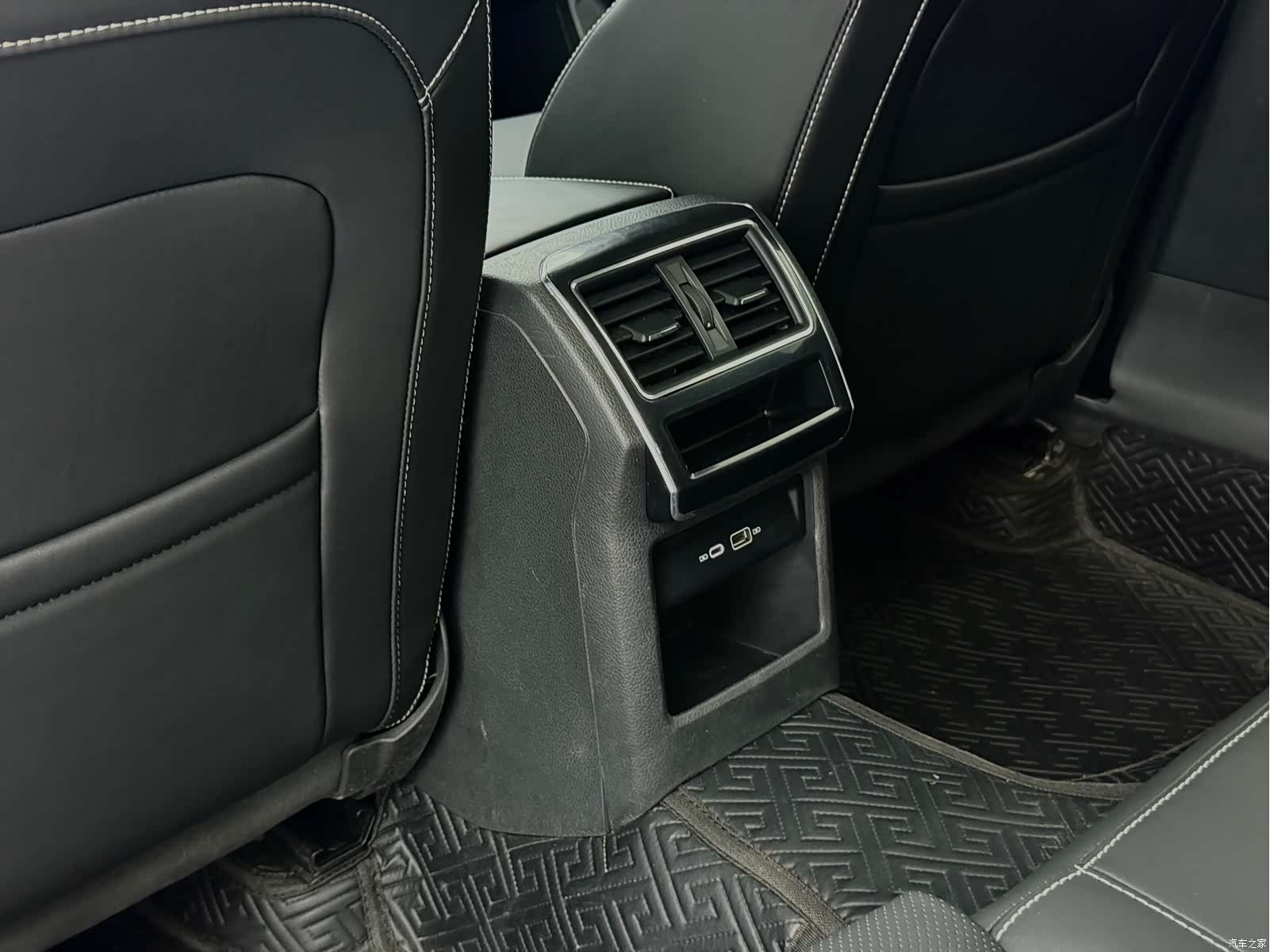 Skoda Superb, 2023 15