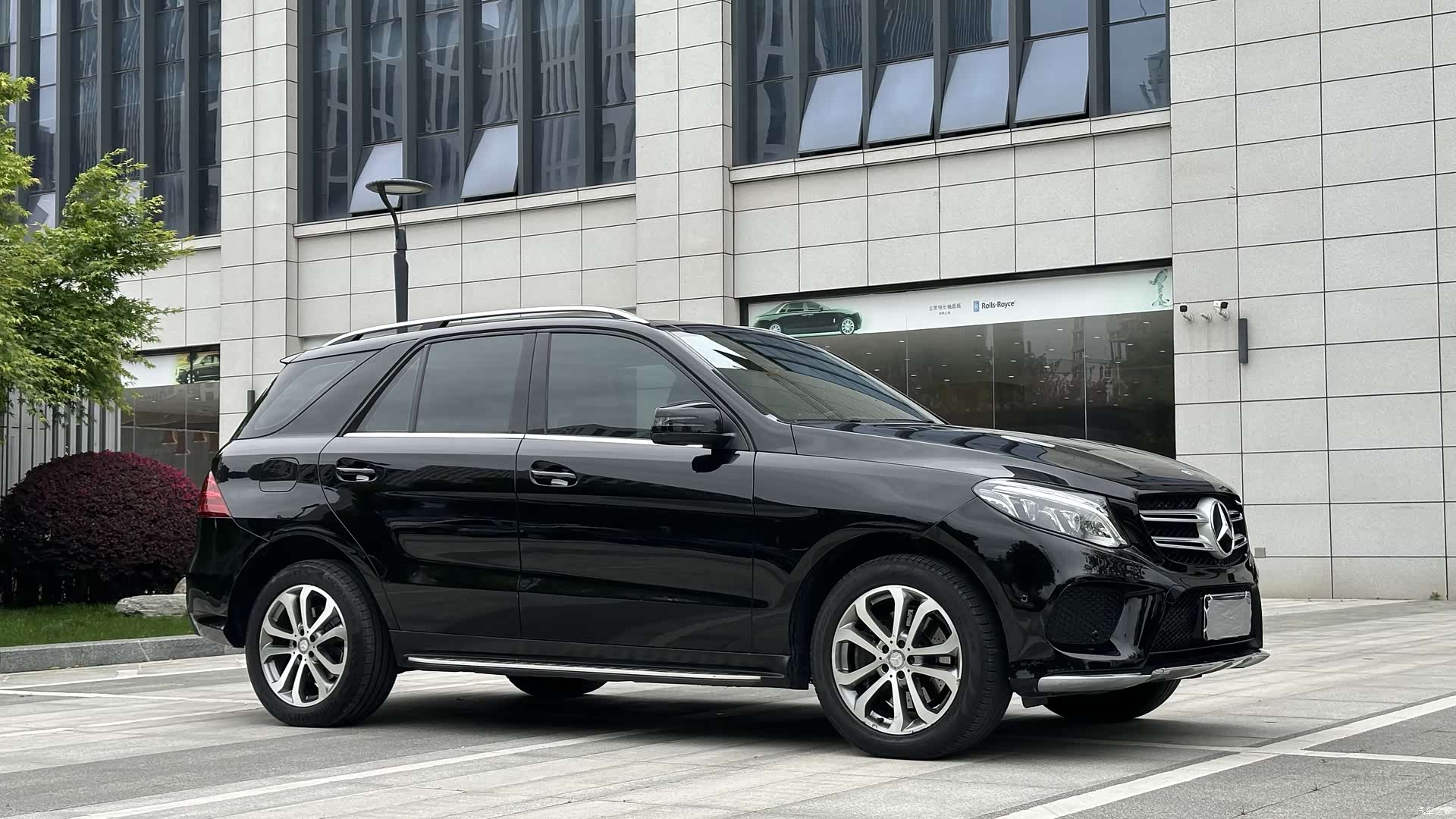 Mercedes-Benz GLE, 2015 3